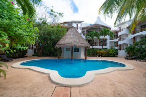 3 BR Condo with Pool - Los Lirios Playacar phase ll - Melrose Place